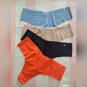 VS Panties bundle (M) NWT
